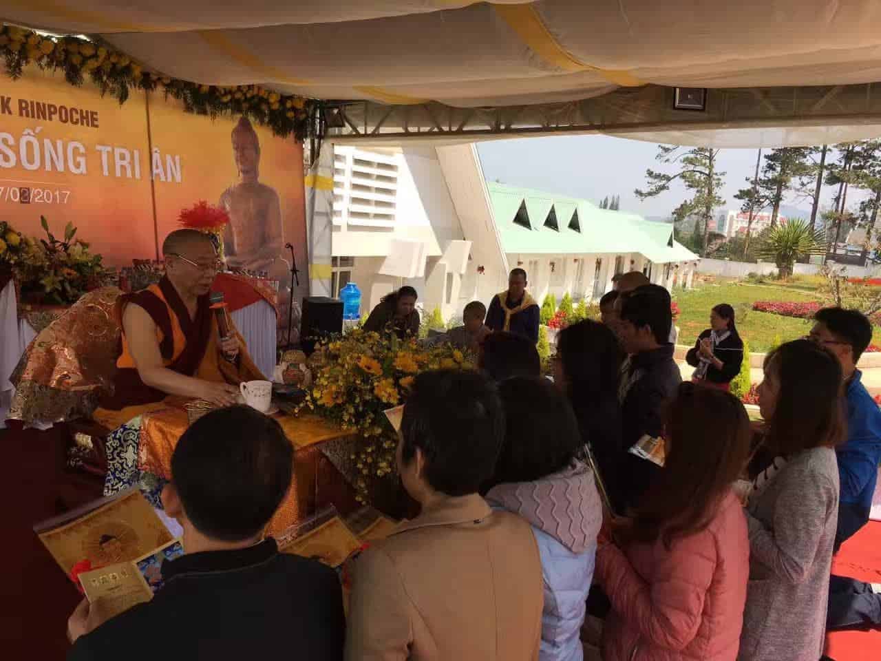 Gosok Rinpoche Vietnam 2017-03-05 6af19a05bf9de97473b5e2c7a61e2ca
