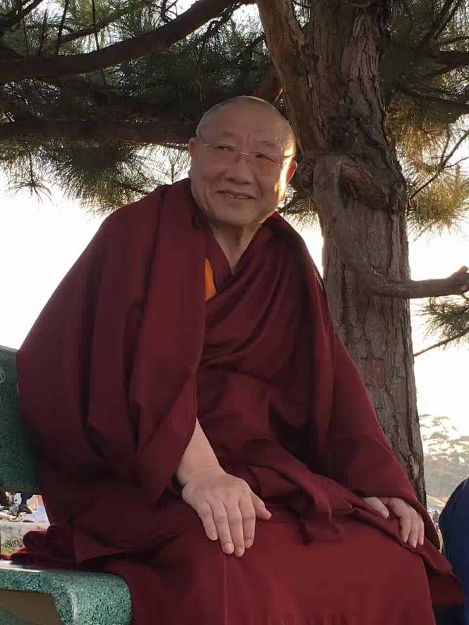 Gosok Rinpoche Vietnam 2017-03-07 65bfb8d729115b5e9186d6f8c5991c2