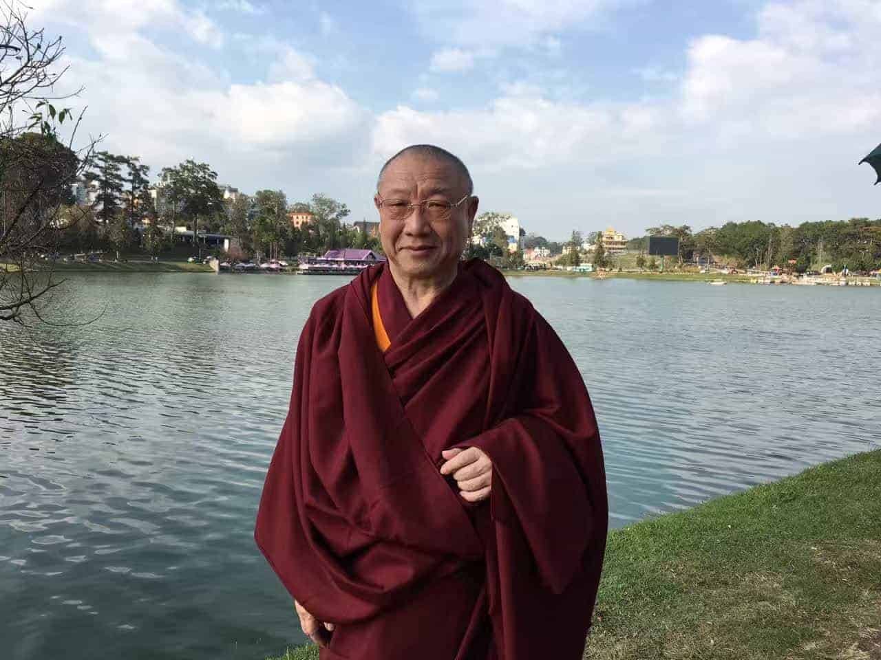 Gosok Rinpoche Vietnam 2017-03-07 c2caa11d85d0b7435321b3eeb2d0108