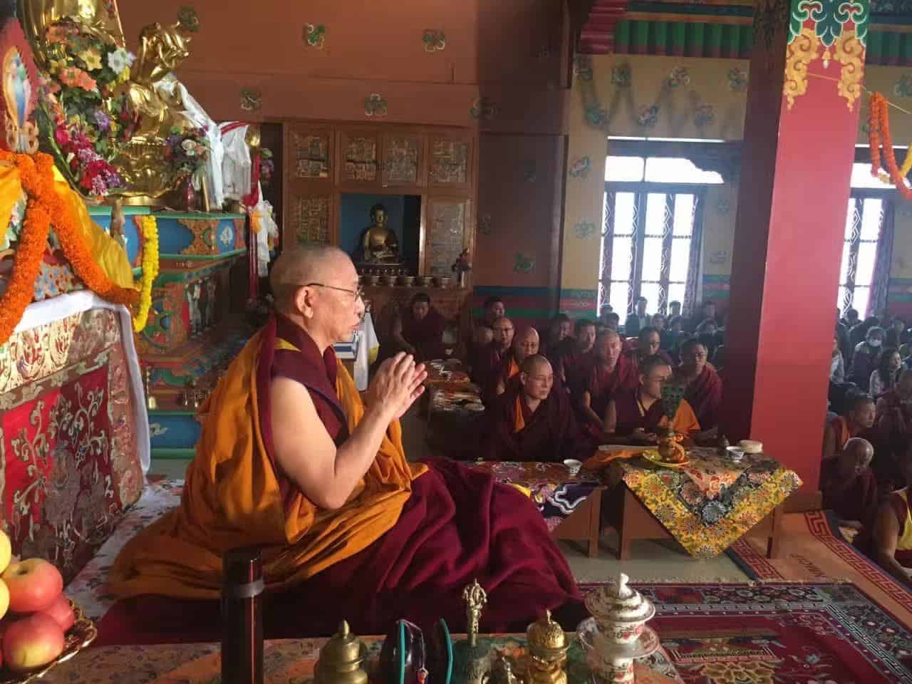 Gosok Rinpoche India 2017 longlife be0599c1e79499c76c630da9f54a5c2