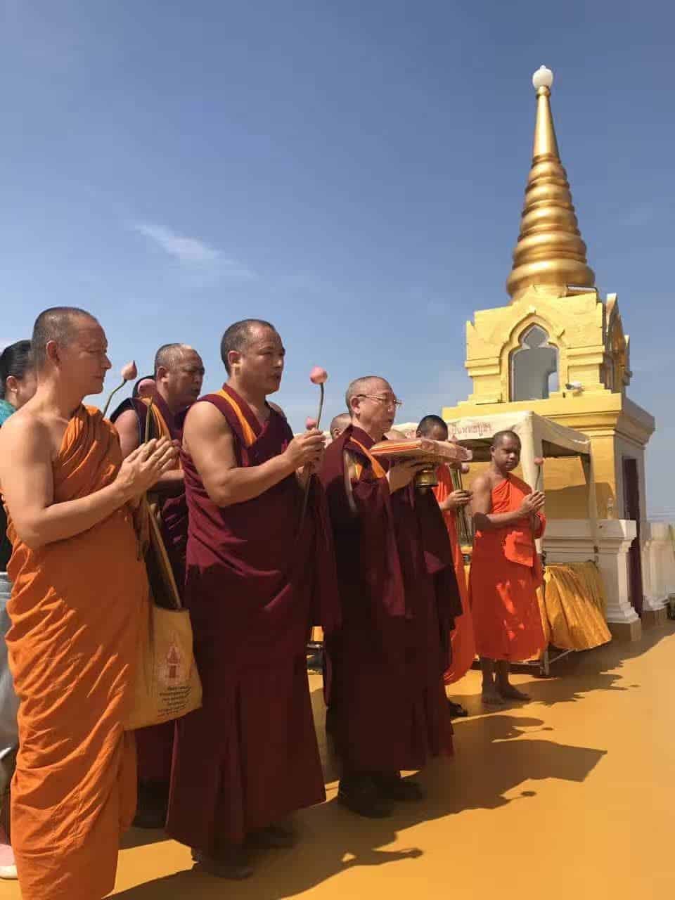Gosok Rinpoche Thailand 2017 T027 fd01f93e73f3fd4f2b716cc5d6cace1