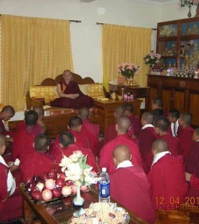 2011-04-12 Gosok Rinpoche in Gosok Ladang 5613496032_fbf9c63fb4_z