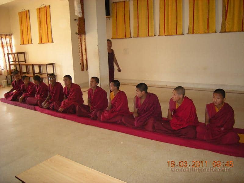 Gosok Ladang 2011-03-18 Arrival of 25 Small monks 5537309852_bb9d579842_b
