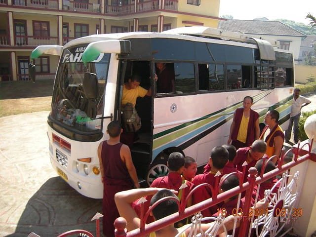 Gosok Ladang 2011-03-18 Arrival of 25 Small monks 5537310374_da52bdd7a3_z