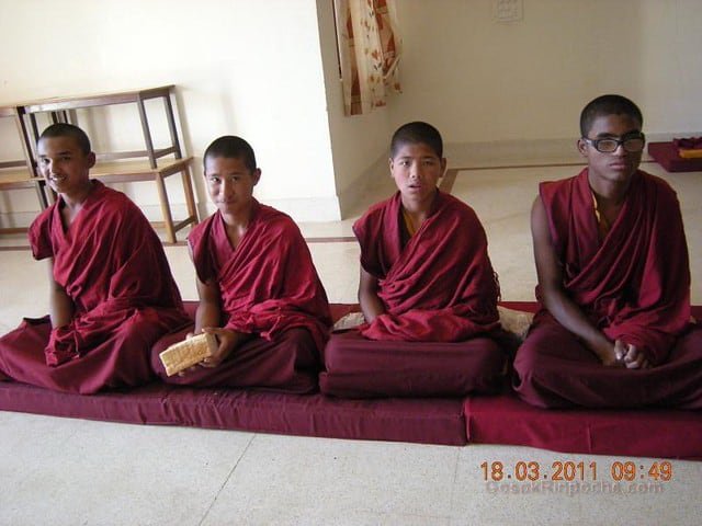 Gosok Ladang 2011-03-18 Arrival of 25 Small monks 5537326408_45cd41b134_z