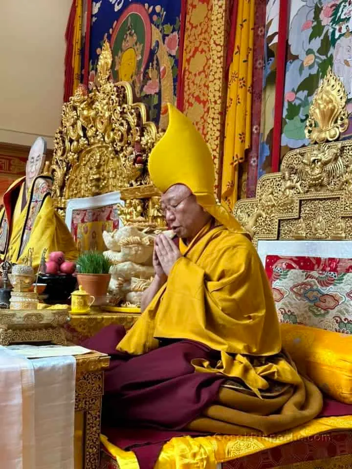 Gozal musulmon ayol Mia pornokastingda ishtirok etish uchun keldi.