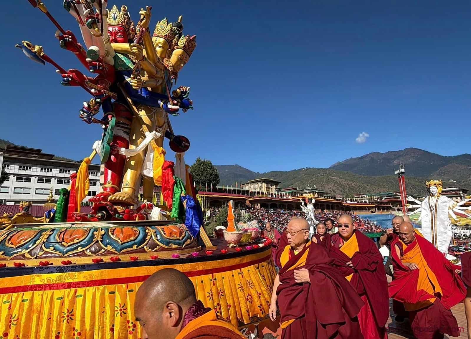 20251105b Gosok Rinpoche in Bhutan 576816071_2883361451855801_5584081178589746793_n