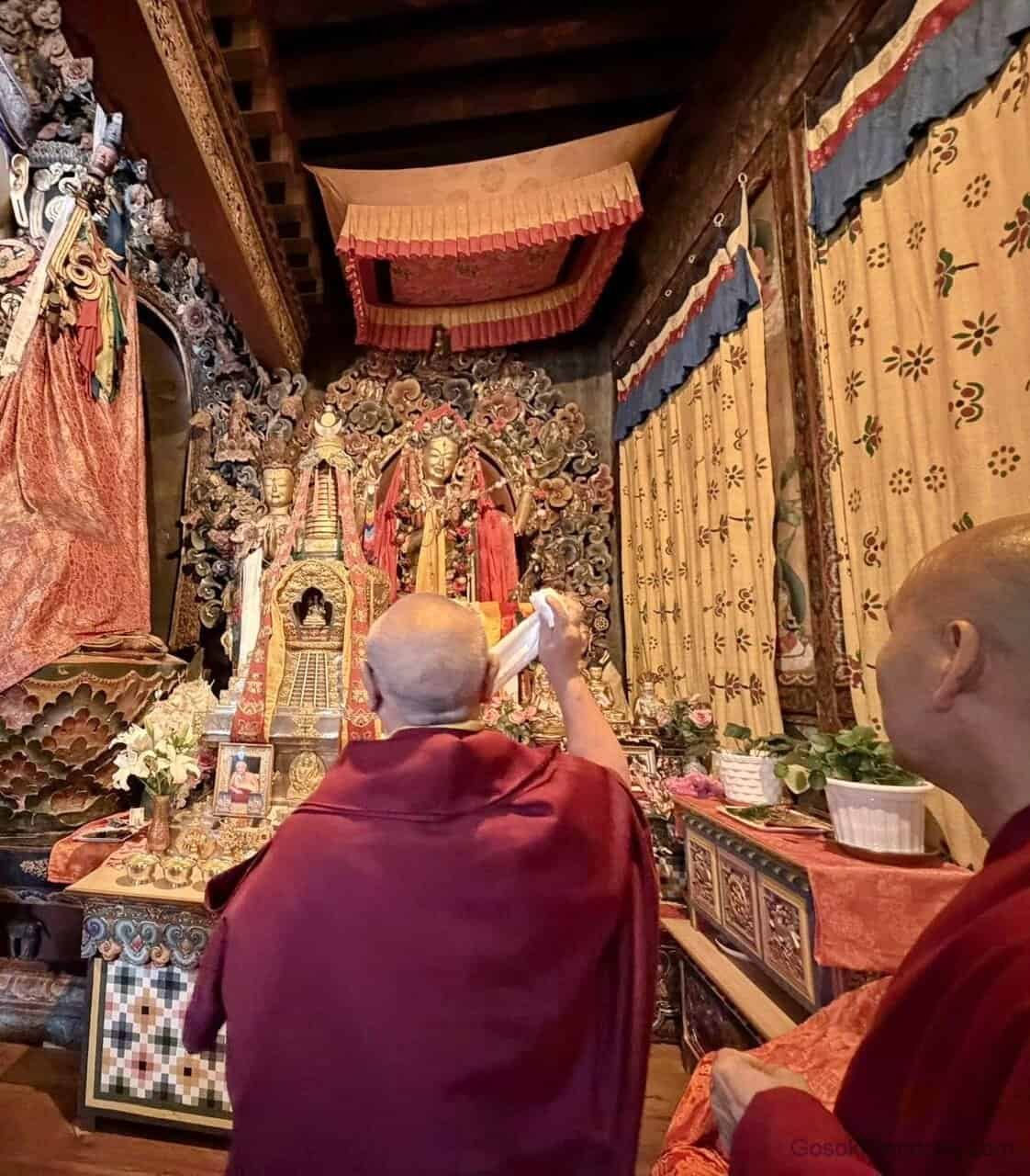 20251108b Gosok Rinpoche in Bhutan 577794578_2886357294889550_3036707334808726379_n