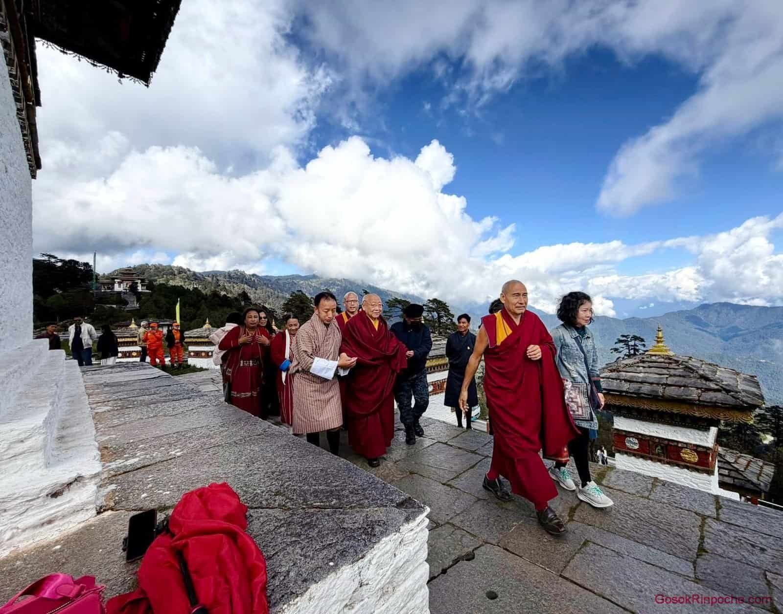 20251109k Gosok Rinpoche in Bhutan 580082081_2887305798128033_7360582667842161987_n