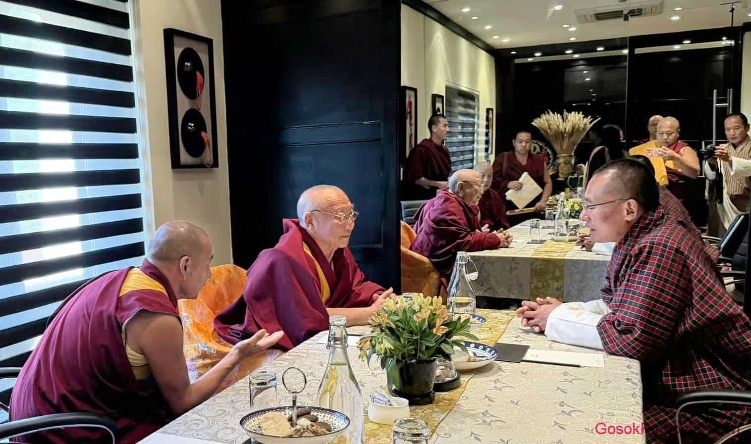 20251110 Gosok Bhutan m16